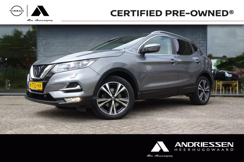 Nissan Qashqai 1.2  DIG-T 115pk N-Connecta[Trekhaak|Panoramadak]