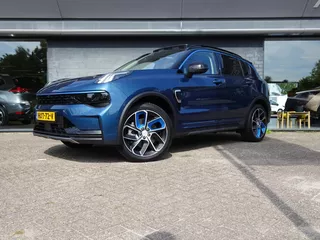 LYNK & CO 01 1.5 PHEV [Panoramadak + Elek. Achterklep]